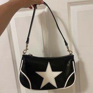 Super cute, never used UO purse!